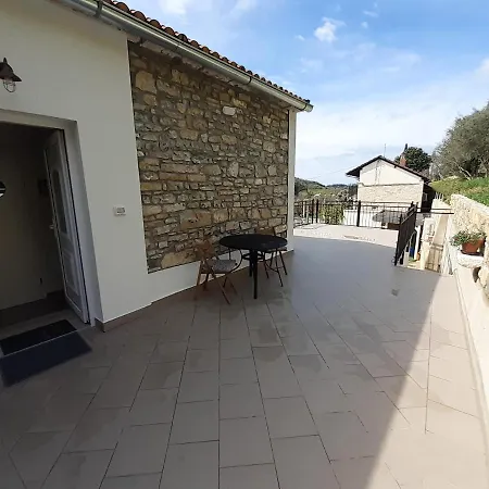 Vignole Appartamento Portorose