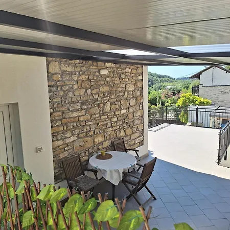 Vignole Apartment
